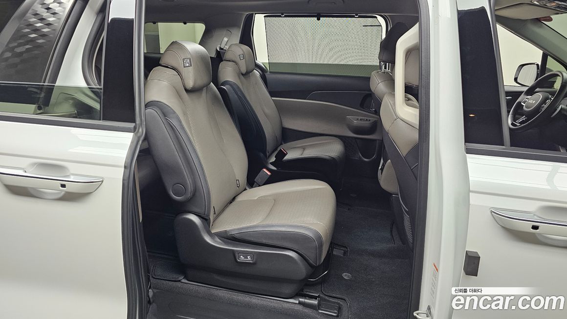 Kia Canival 2024