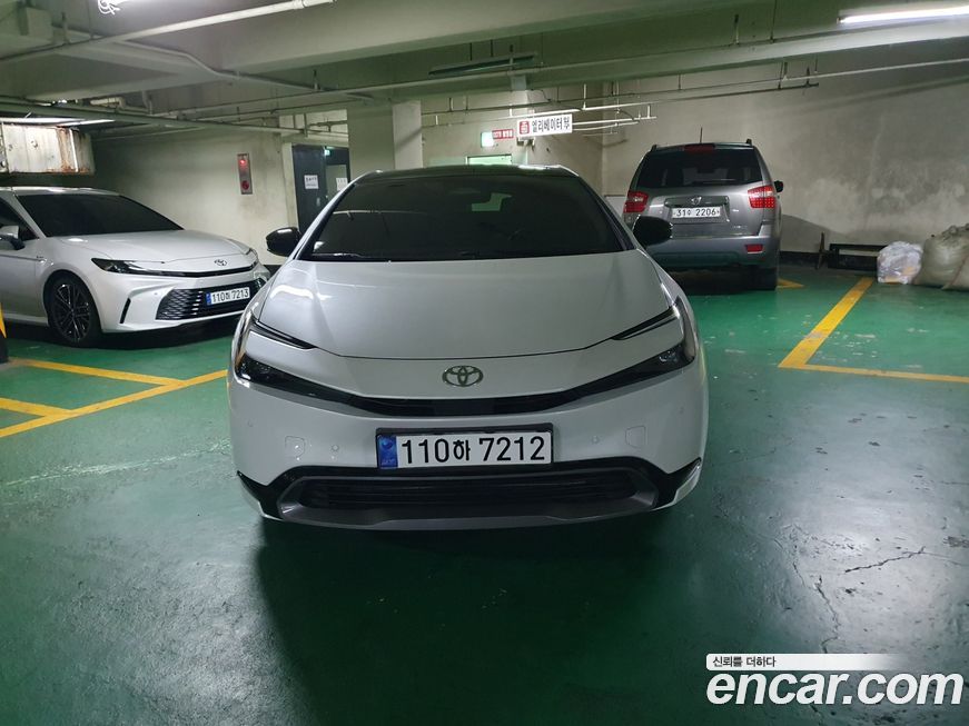 Toyota Prius 2024