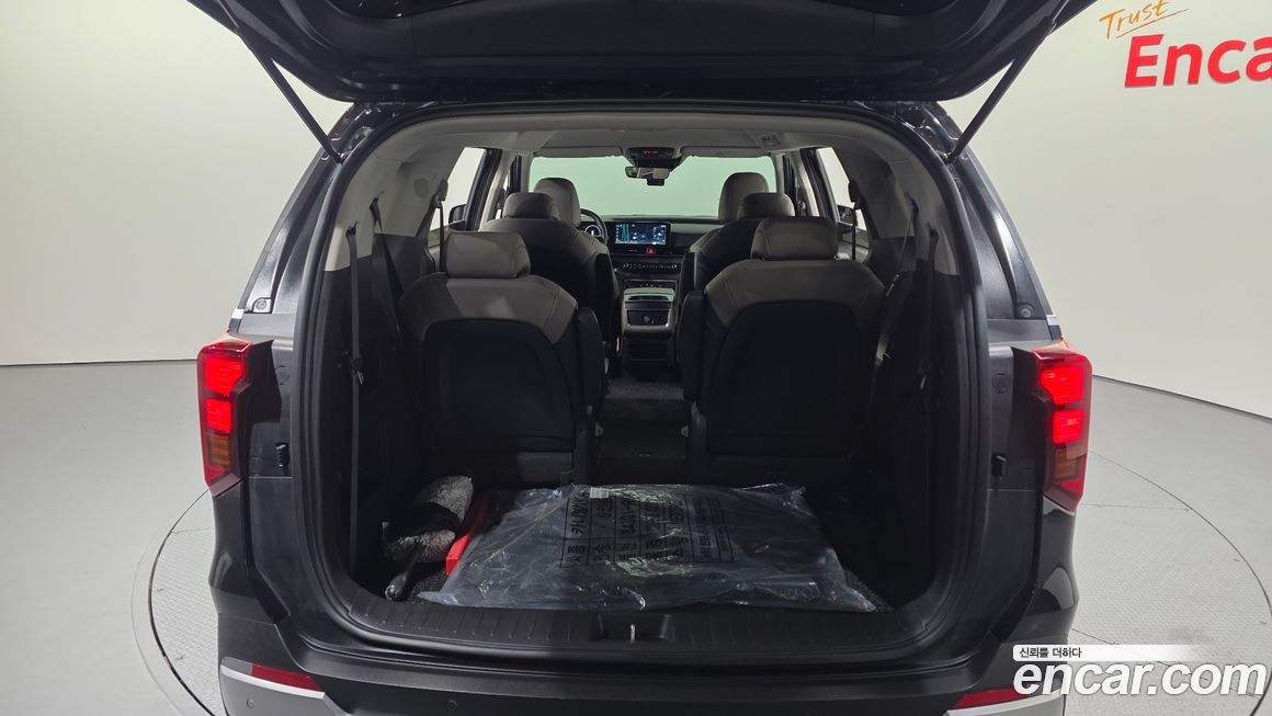Kia Canival 2025