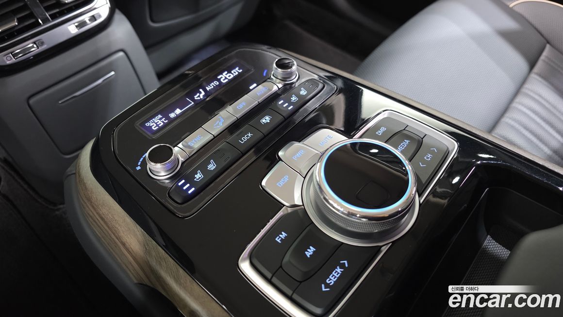 Genesis G90 2019