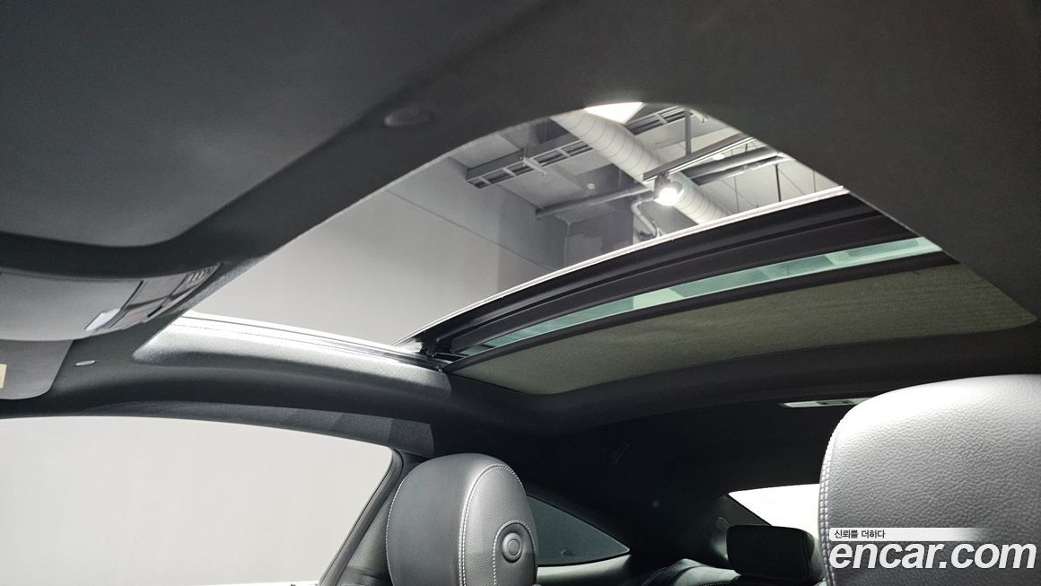 Mercedes-Benz C-Class 2023