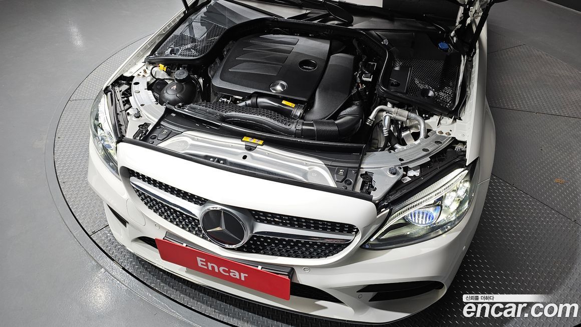 Mercedes-Benz C-Class 2023