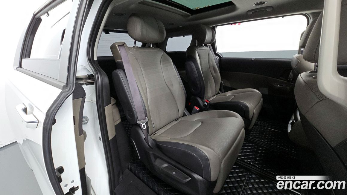 Kia Canival 2025
