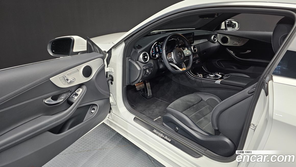 Mercedes-Benz C-Class 2023