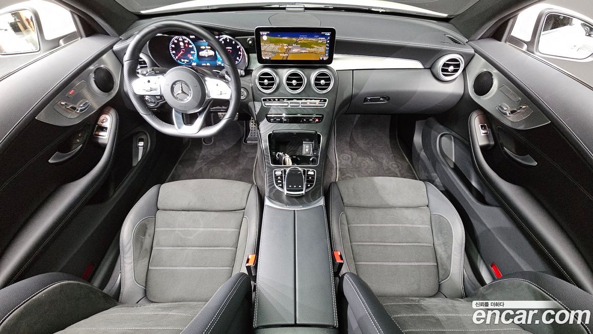 Mercedes-Benz C-Class 2023