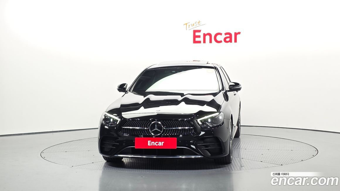 Mercedes-Benz E-Class 2023