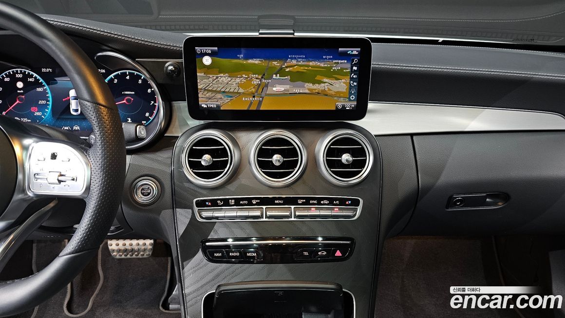 Mercedes-Benz C-Class 2023