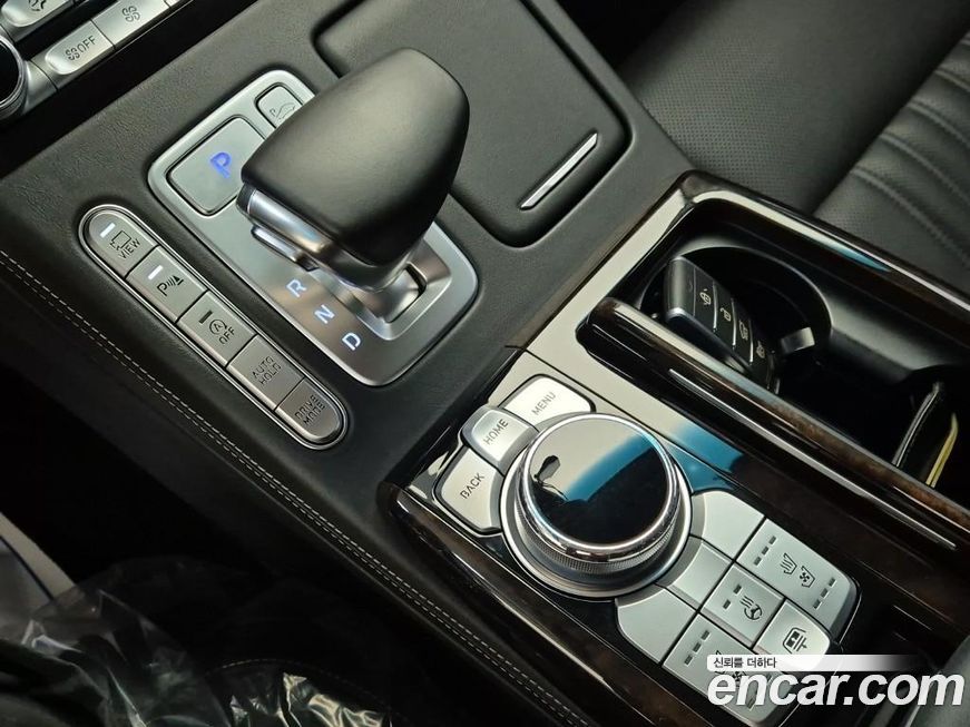 Genesis G90 2021