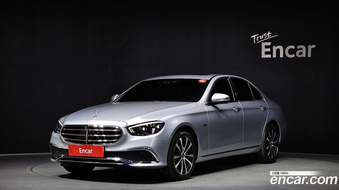 Mercedes-Benz E-Class 2021