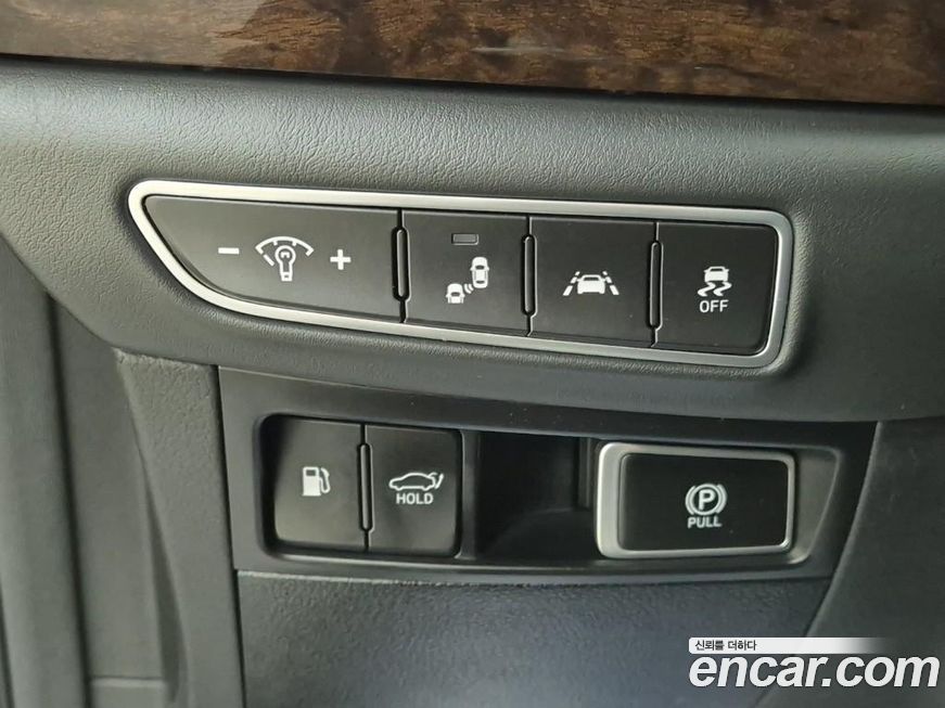 Genesis G90 2021