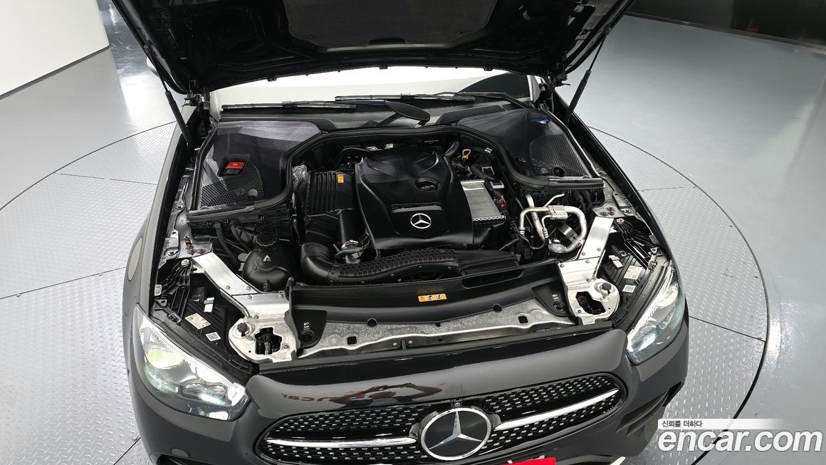 Mercedes-Benz E-Class 2023