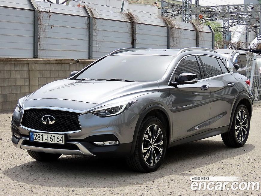 Infiniti QX30 2019