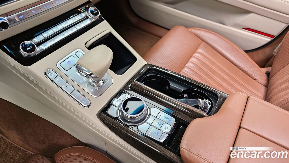 Genesis G90 2021
