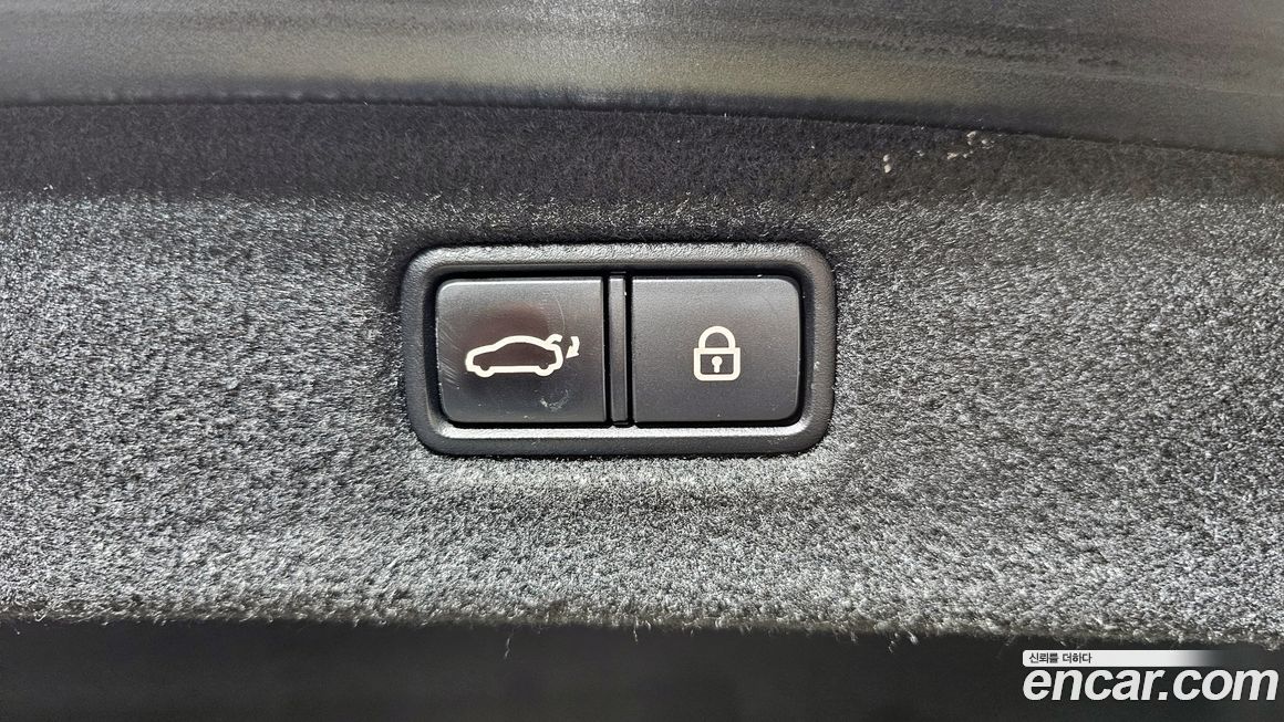 Genesis G90 2021