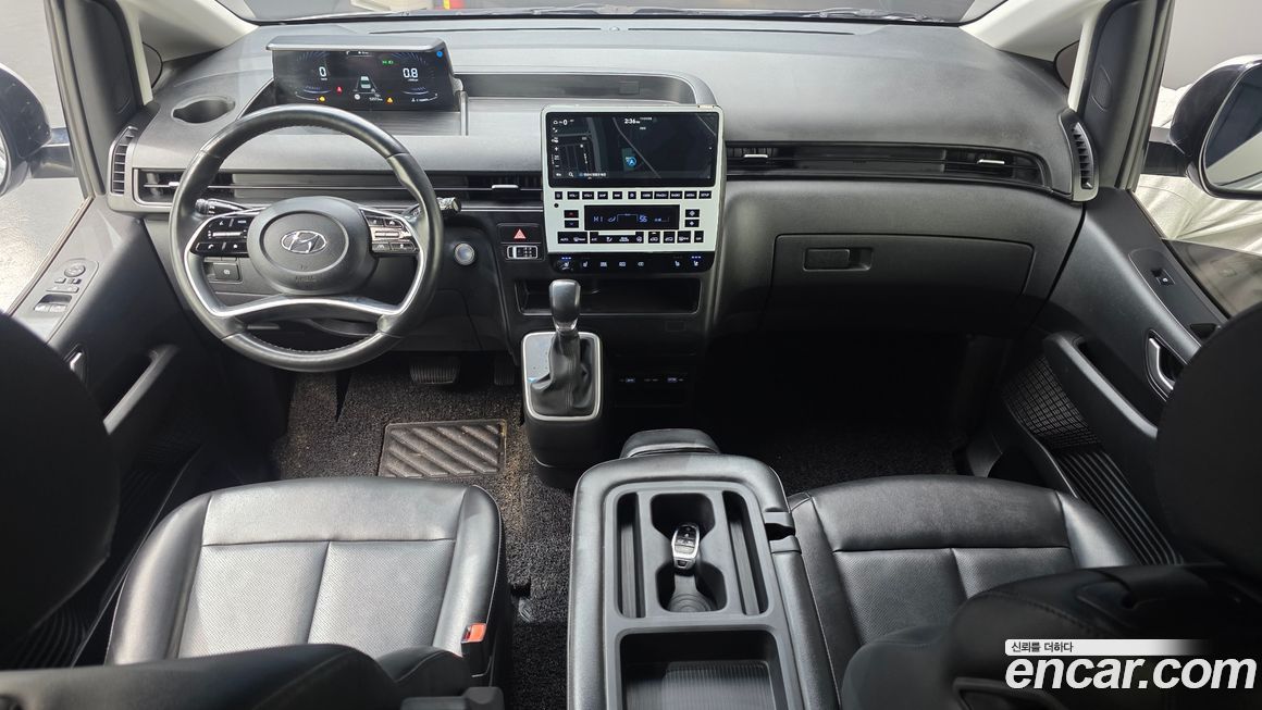 Hyundai Staria 2022