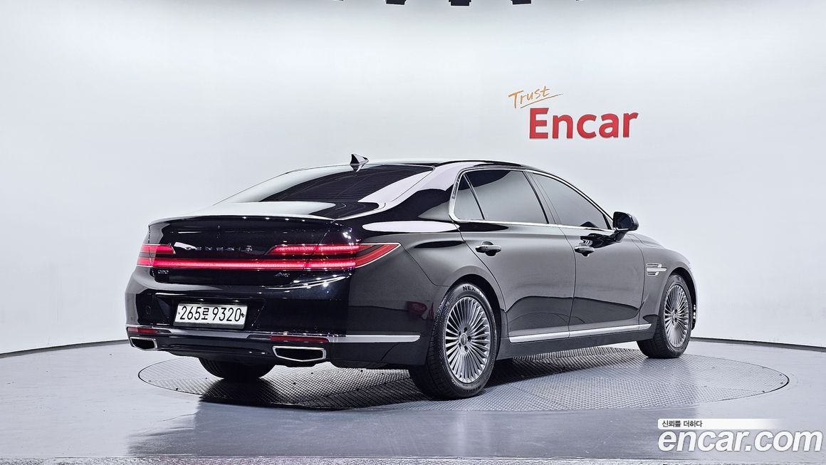 Genesis G90 2021