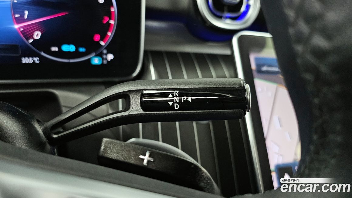 Mercedes-Benz C-Class 2022