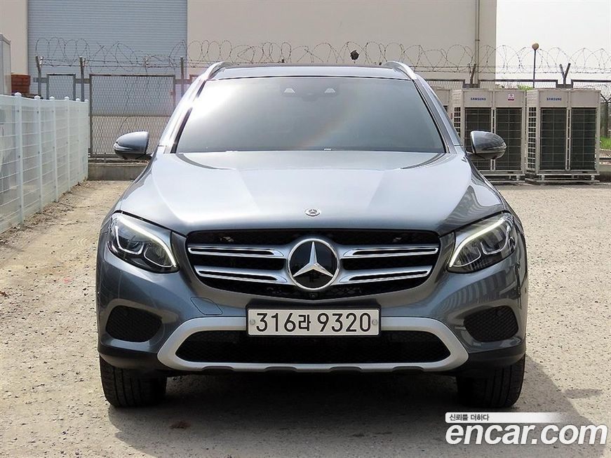 Mercedes-Benz GLC-Class 2019