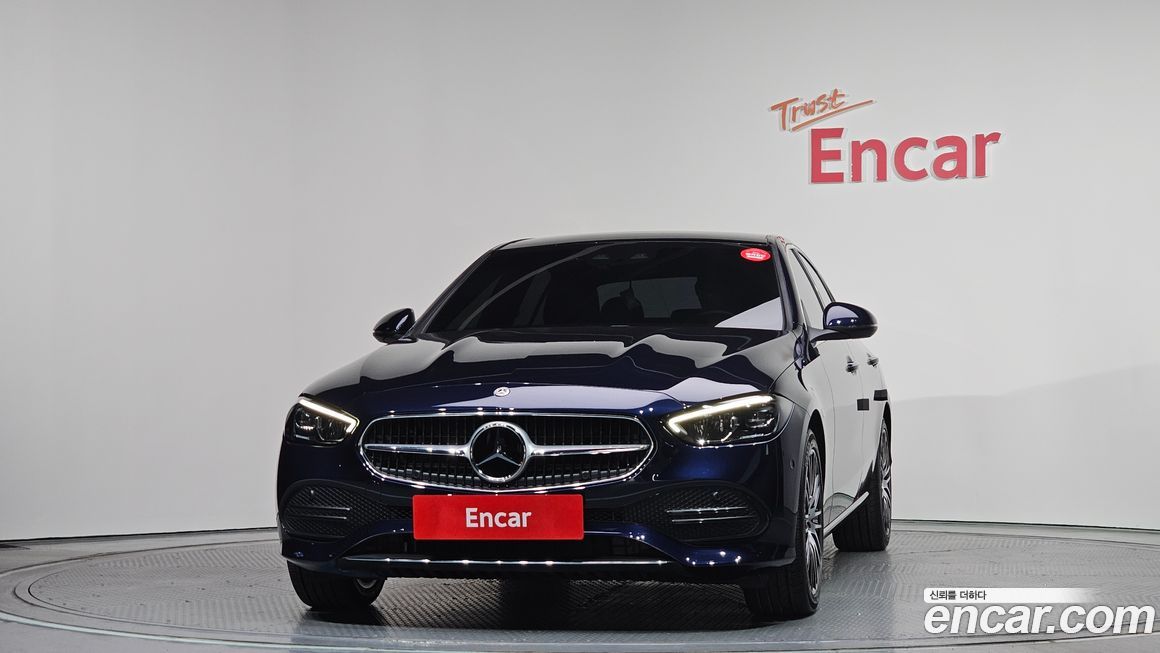 Mercedes-Benz C-Class 2022