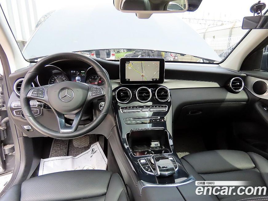 Mercedes-Benz GLC-Class 2019