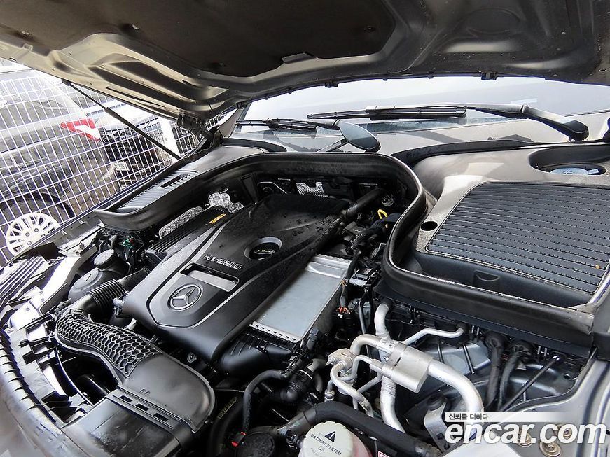 Mercedes-Benz GLC-Class 2019