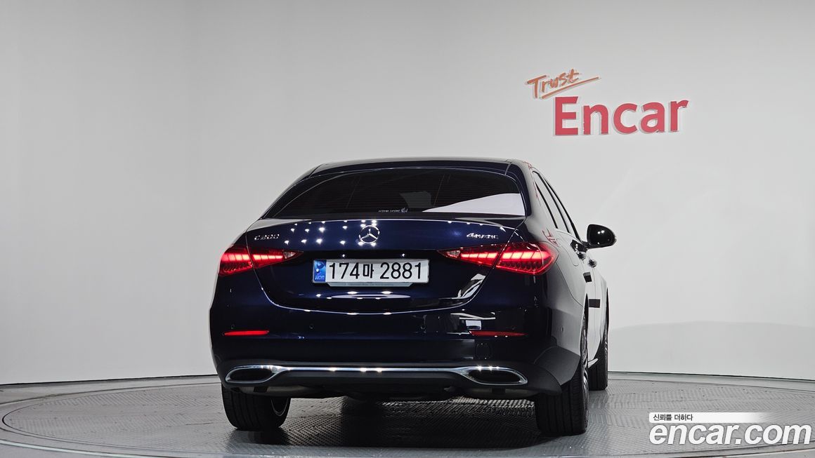 Mercedes-Benz C-Class 2022