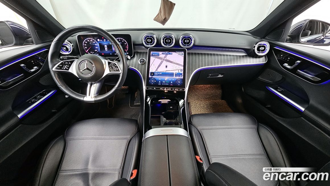 Mercedes-Benz C-Class 2022