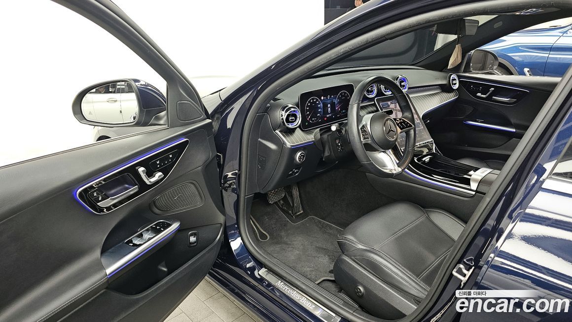 Mercedes-Benz C-Class 2022