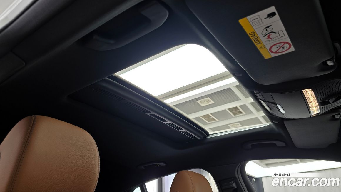 Mercedes-Benz GLC-Class 2023