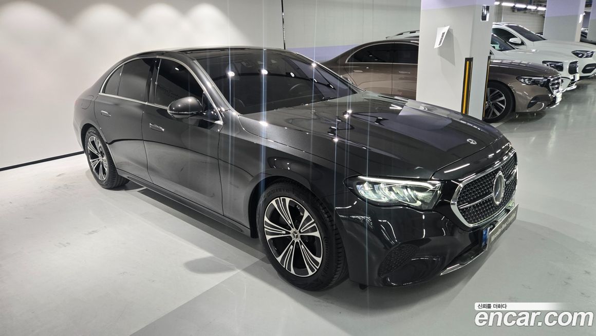 Mercedes-Benz E-Class 2025