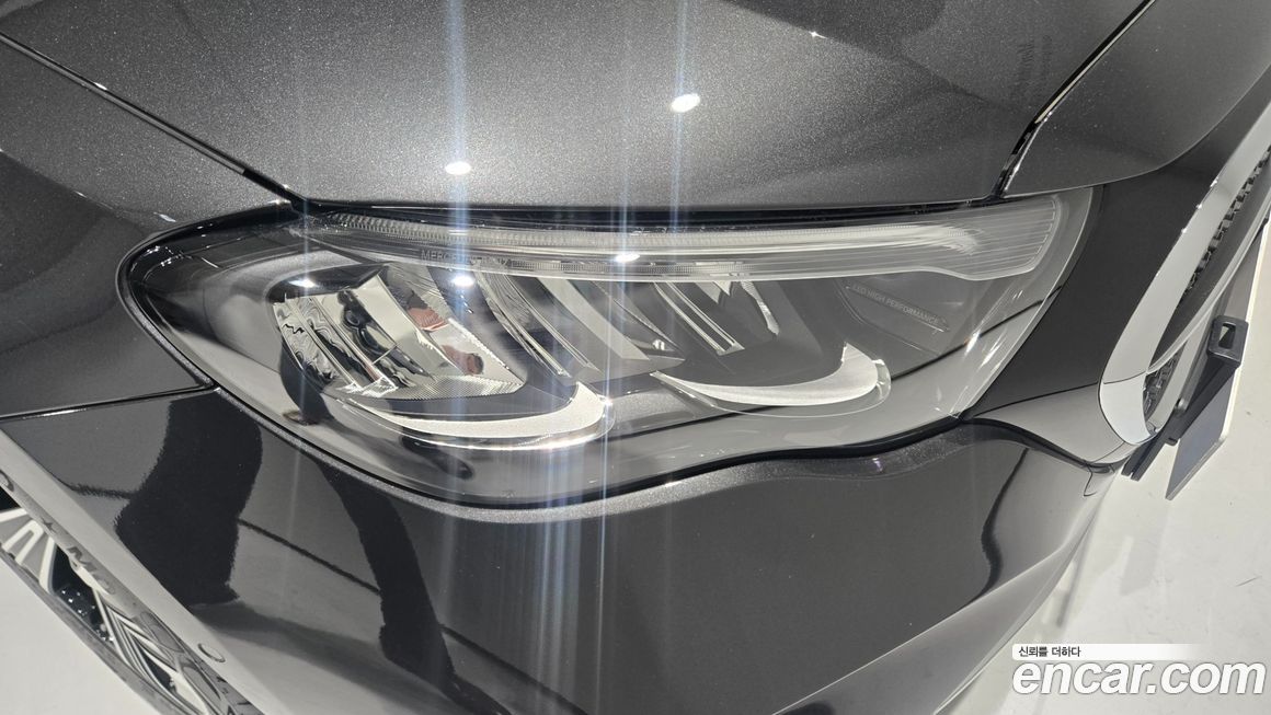 Mercedes-Benz E-Class 2025