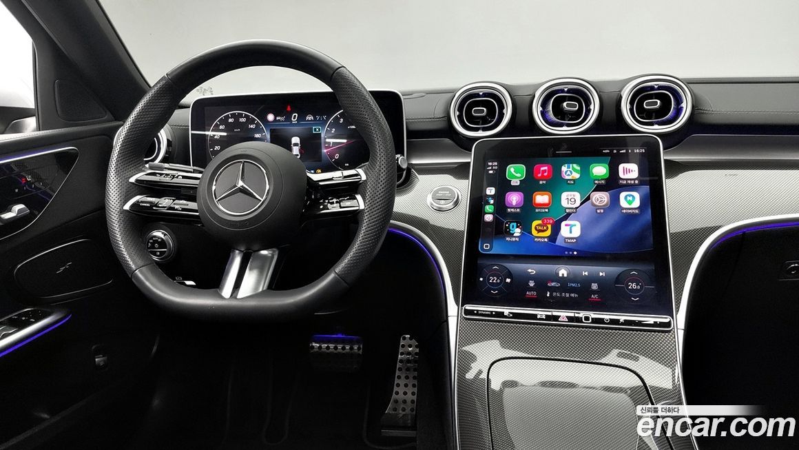 Mercedes-Benz C-Class 2023