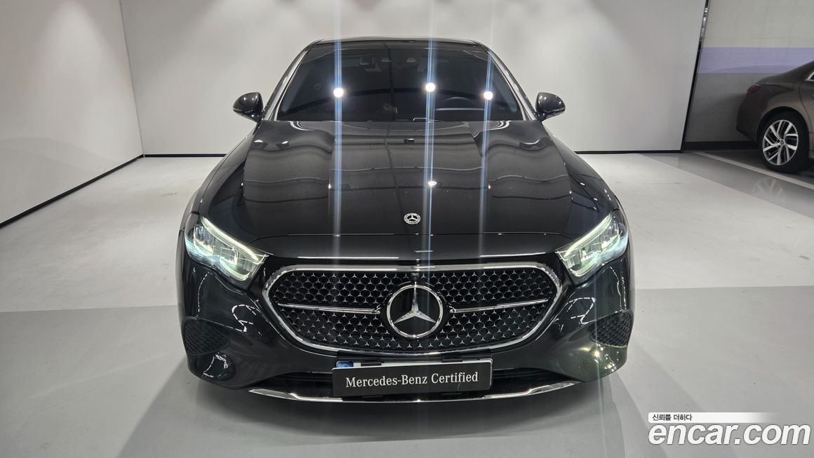 Mercedes-Benz E-Class 2025