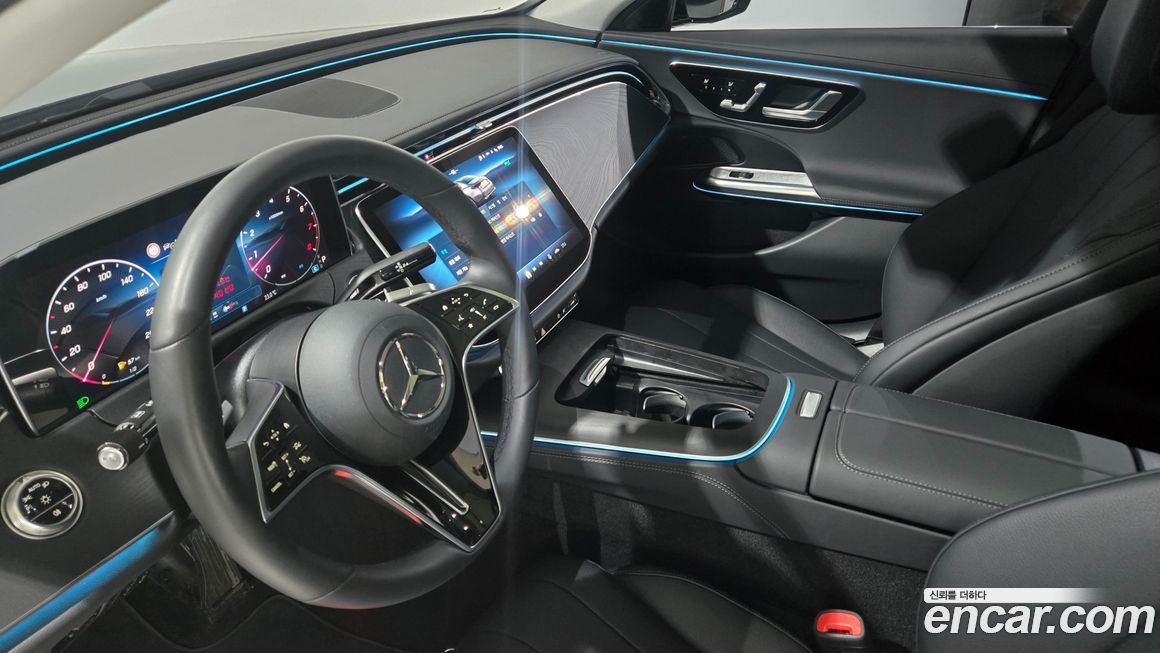 Mercedes-Benz E-Class 2025