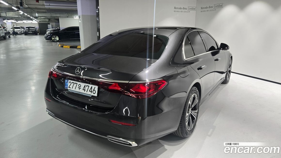 Mercedes-Benz E-Class 2025