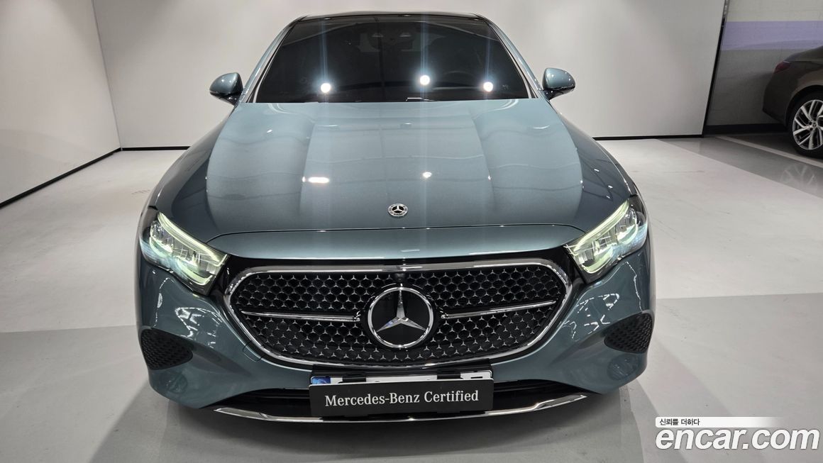 Mercedes-Benz E-Class 2025