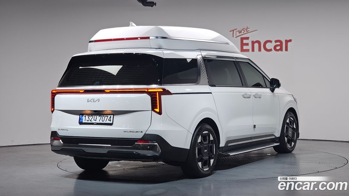Kia Canival 2024