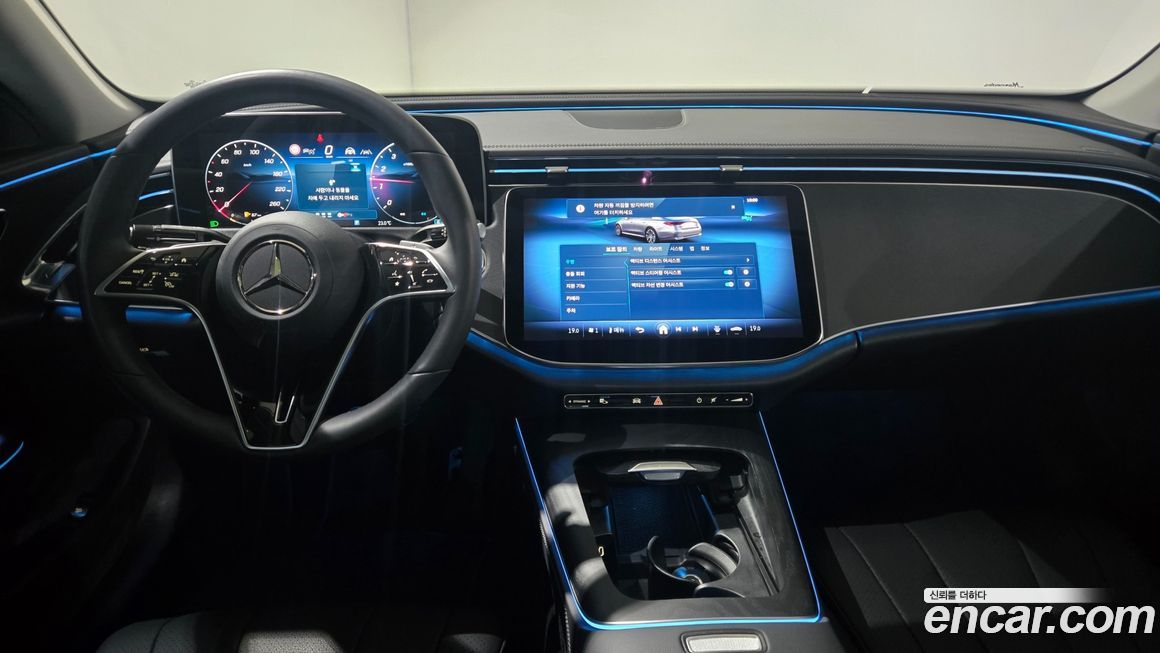 Mercedes-Benz E-Class 2025