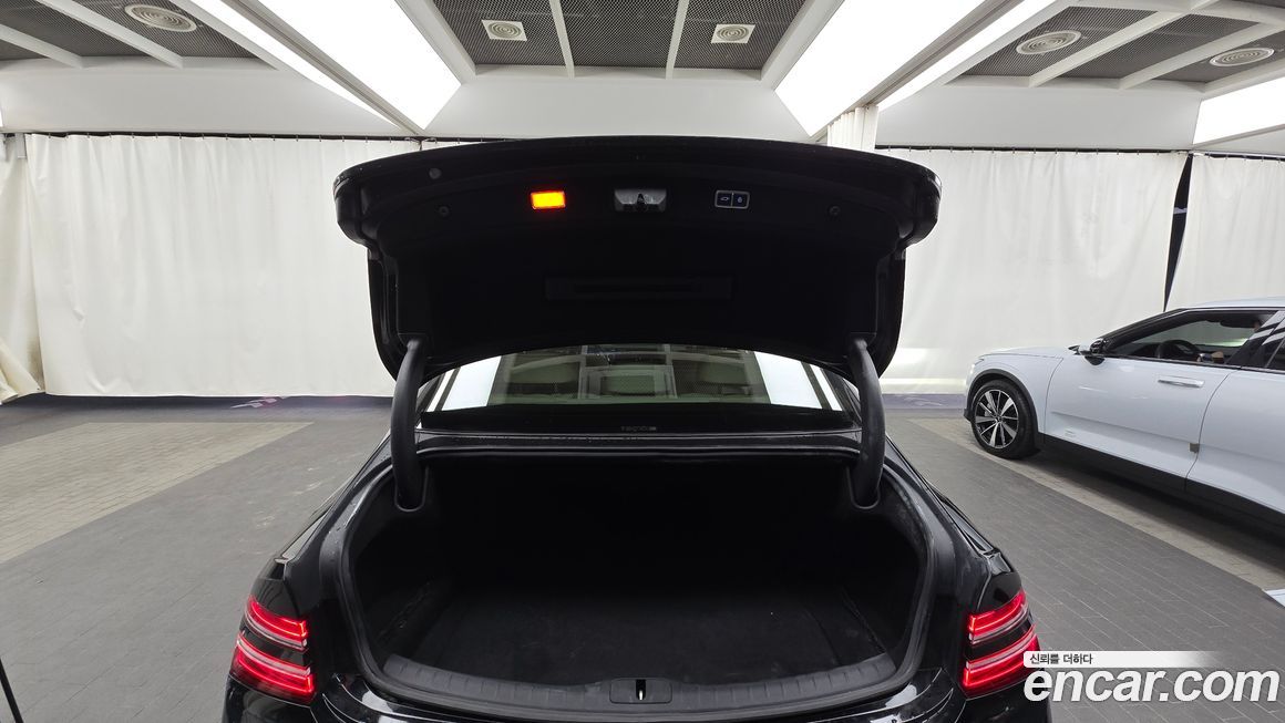 Genesis G80 2025