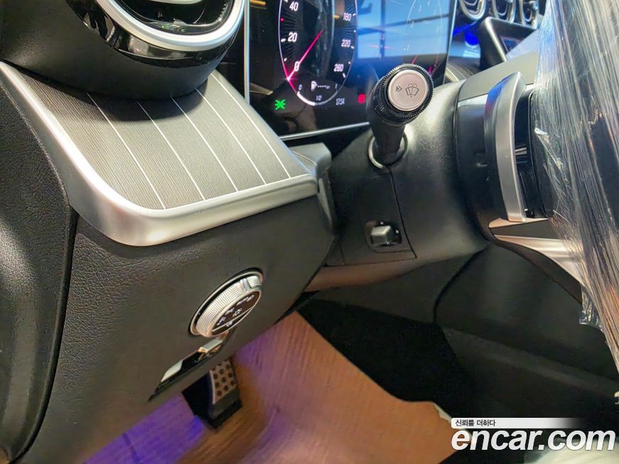 Mercedes-Benz GLC-Class 2024