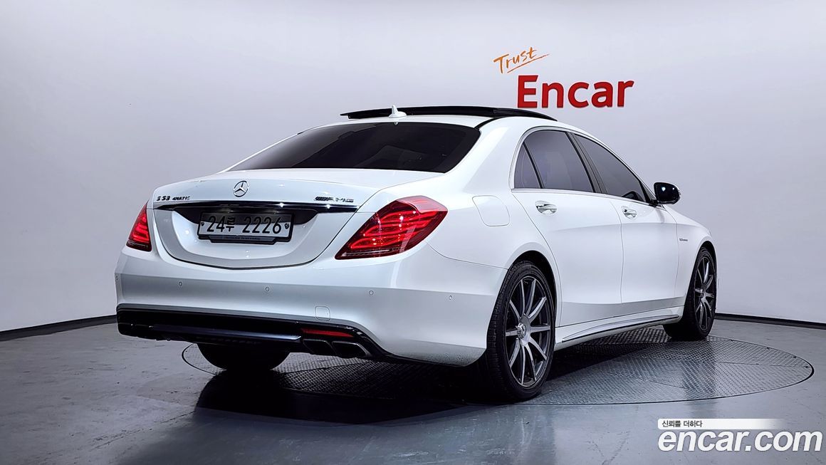 Mercedes-Benz S-Class 2015