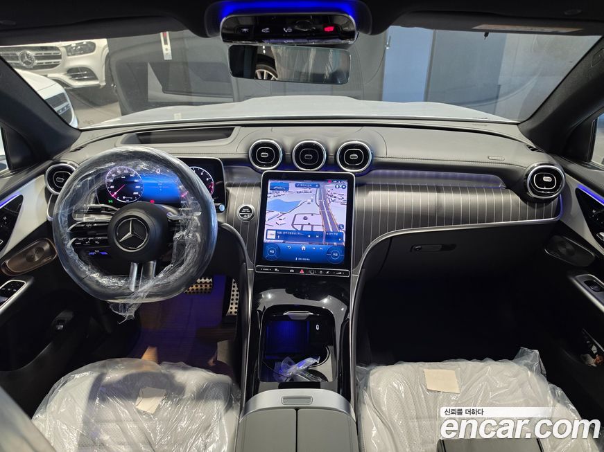 Mercedes-Benz GLC-Class 2024