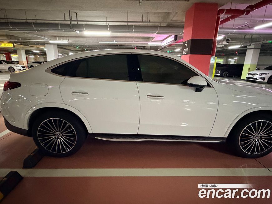 Mercedes-Benz GLC-Class 2025