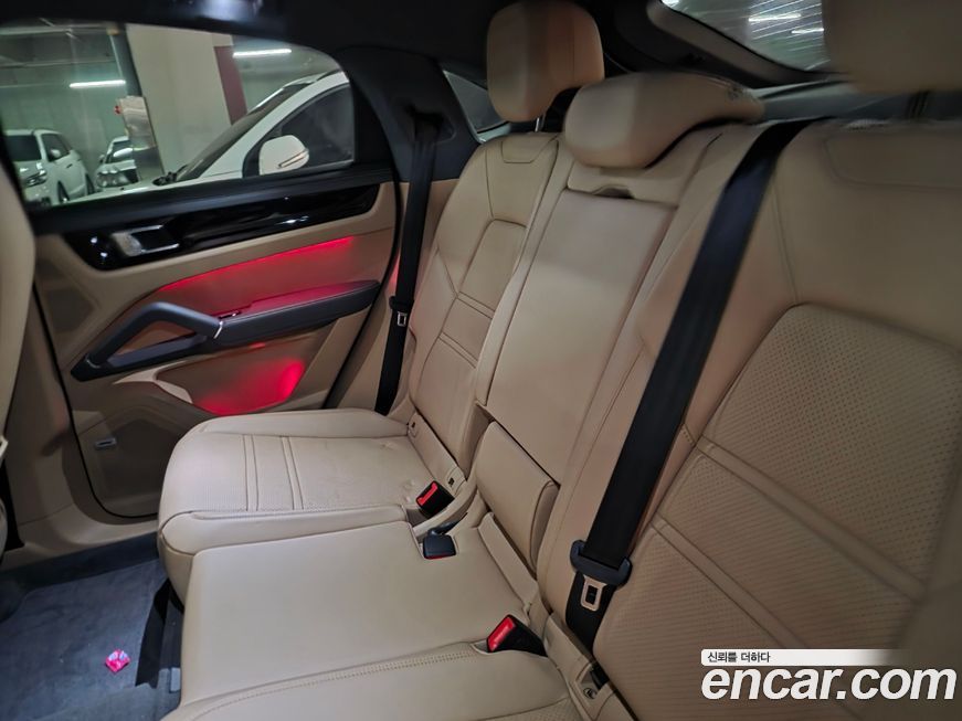 Porsche Cayenne 2020