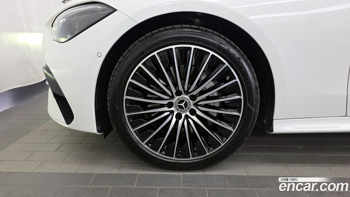 Mercedes-Benz CLE-Class 2026