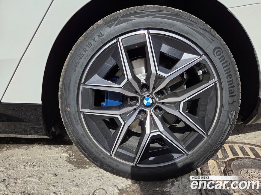 BMW i5 2026