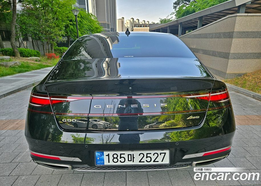 Genesis G90 2023