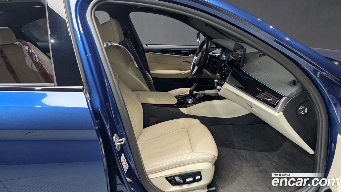 BMW 5-Series 2022