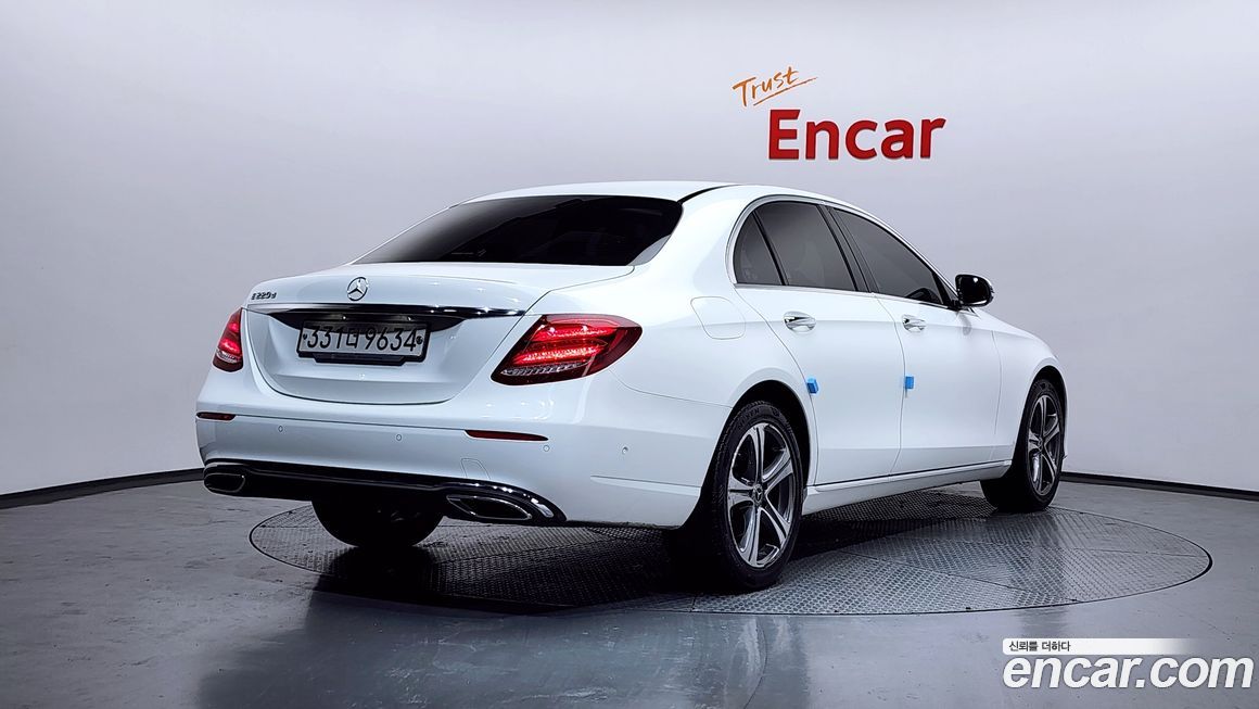 Mercedes-Benz E-Class 2019