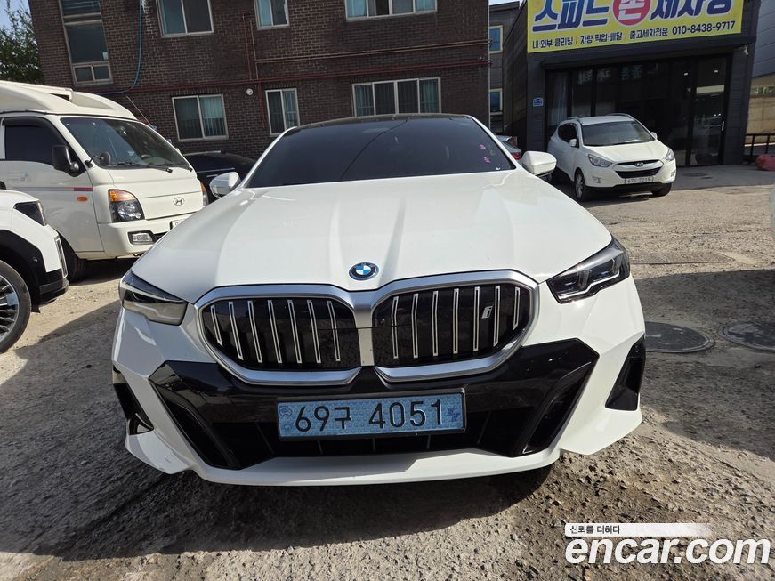 BMW i5 2026